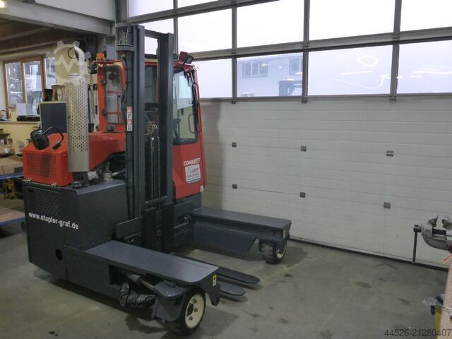 Čtyřcestný boční nakladač Combilift C2500