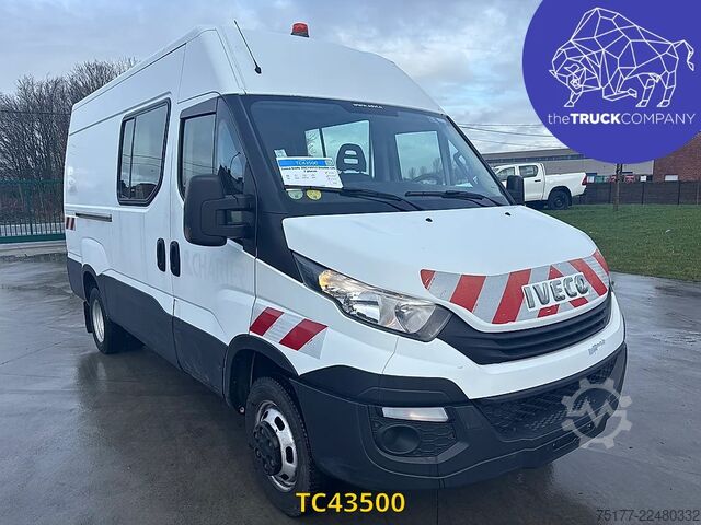 Kassevogn Iveco Daily 35C15V12 Double cab 7 places