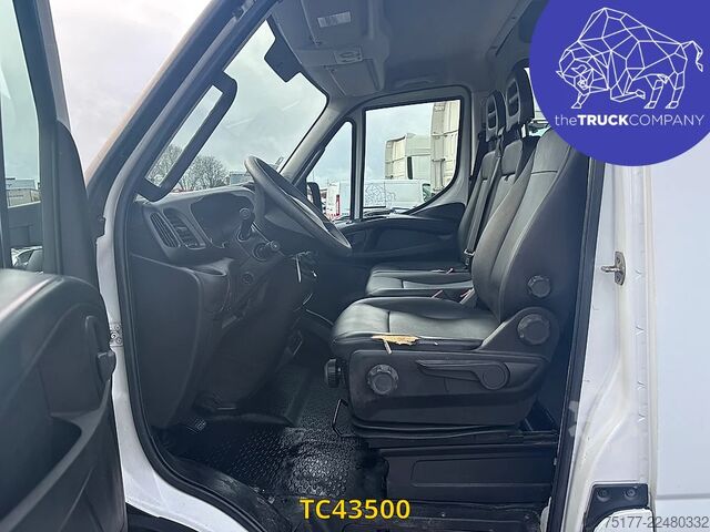 Kassevogn Iveco Daily 35C15V12 Double cab 7 places