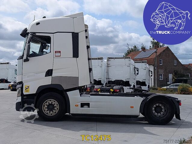 Standard-SZM Renault T 520