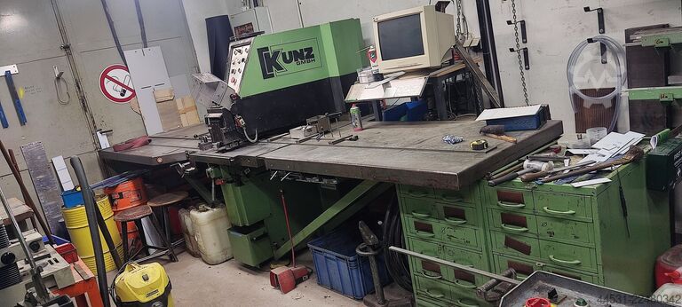 Stansende nippemaskine Stanznibbelmaschine KST 40 / 750