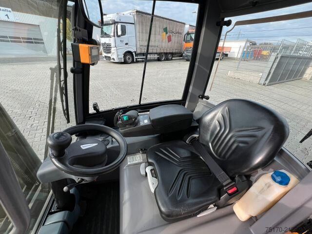 Heftruck Jungheinrich EFG 215 / Triplex: 4.25m! / SS / 4.029h