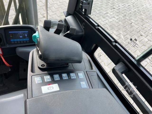 Heftruck Jungheinrich EFG 215 / Triplex: 4.25m! / SS / 4.029h