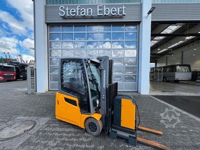 Heftruck Jungheinrich EFG 215 / Triplex: 4.25m! / SS / nur 3.092h!
