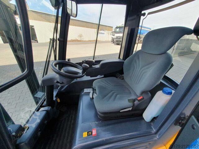 Heftruck Jungheinrich EFG 215 / Triplex: 4.35m! / SS / nur 2.054h!