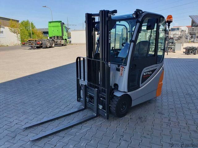 Forklift Still RX20-14 / 2016 / Triplex: 4.60m! / 271h / SS