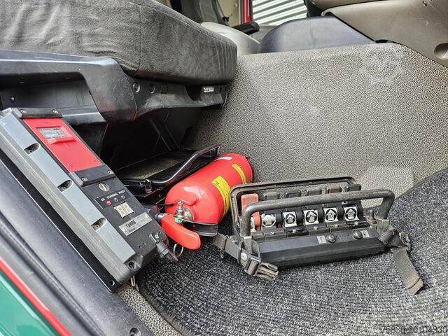 Laadplatform DAF CF 85.410 6x2 / HIAB 35 t/m crane / kran + REMOTE