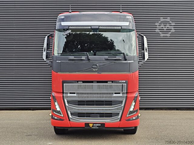 Standard-SZM Volvo FH 16 650 / 6x4 BOOGIE / HYDRAULIC / RETARDER /...