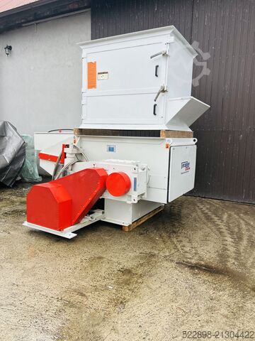 Eenassige versnipperaar Vecoplan VAZ 1100 XL  30 KW 