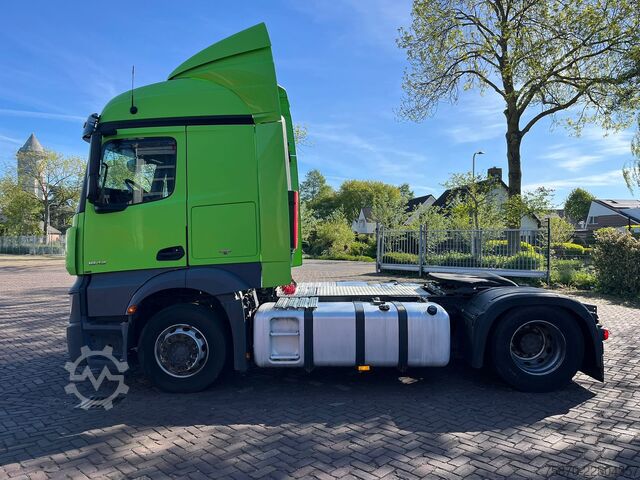  Mercedes-Benz Actros 1943