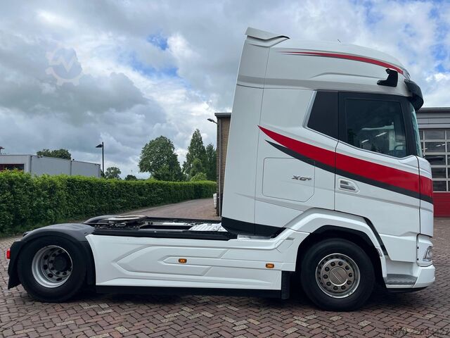 Standard-SZM DAF XG+ 530 FT