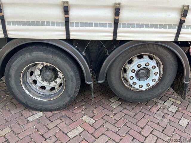 Kufr Volvo FM 330 VTJ3R