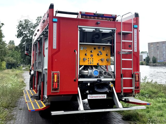 Fire engine HLF 20 / HTLF/TLF 4000 all-wheel drive MAN TGM 18.320 4x4 HLF 20 TLF 4000 Feuerwehr