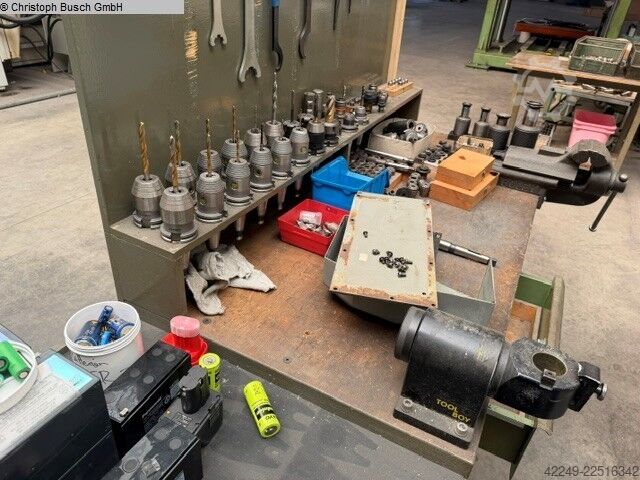  DECKEL MAHO Dmc 100 v  hi dyn