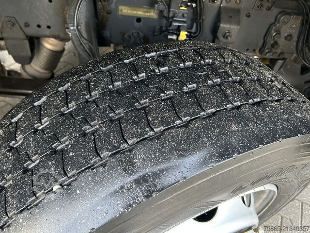 Standard-SZM DAF XF 440 FT SC / Tacho V2 / 2 Tanks / Night AC / ...