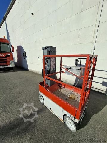 Platforma za podizanje SkyJack SJ16