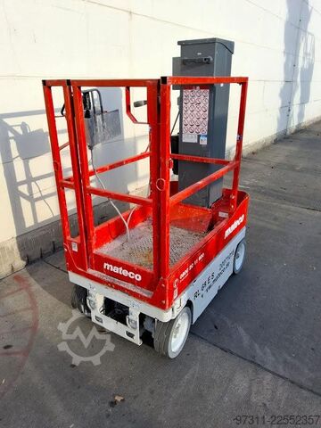 Platforma za podizanje SkyJack SJ16