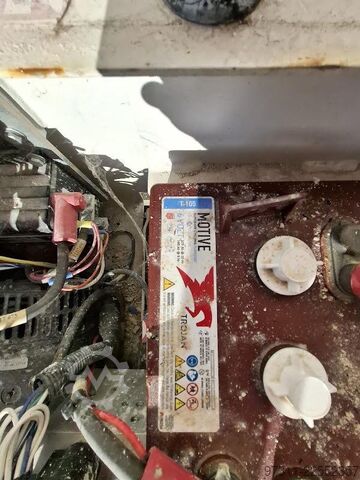 Platforma za podizanje SkyJack SJ16