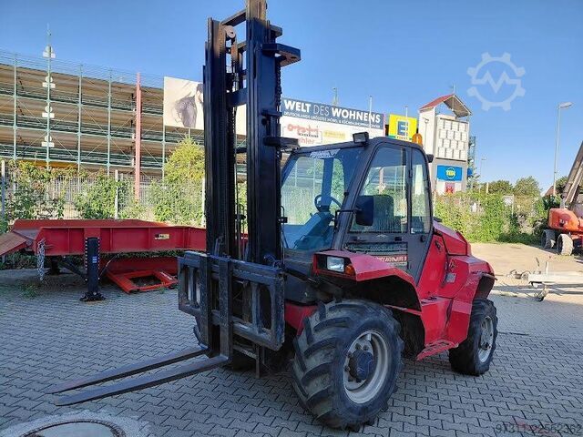 Viljuškar Manitou M30-4 ST3B