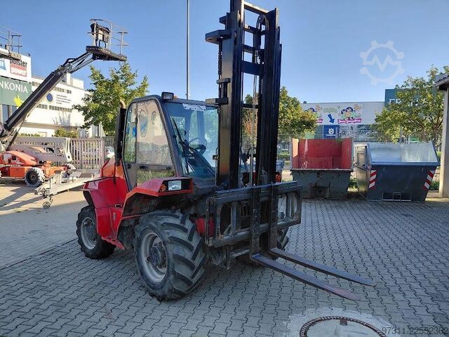 Viljuškar Manitou M30-4 ST3B