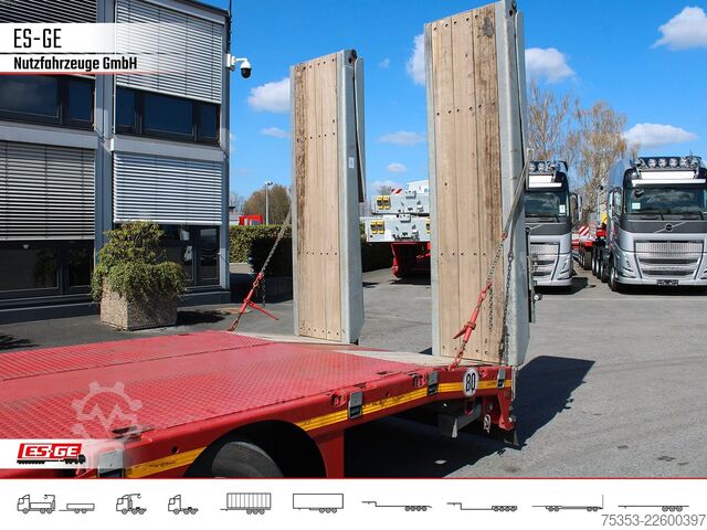 Nízkoložný návěs FAYMONVILLE MAX Trailer MAX100 Semi-Tieflader