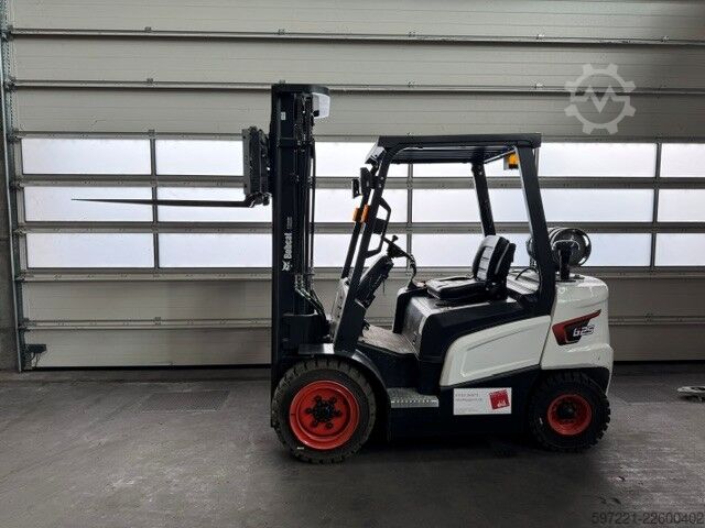 LPG vysokozdvižné vozíky Bobcat G25NXP