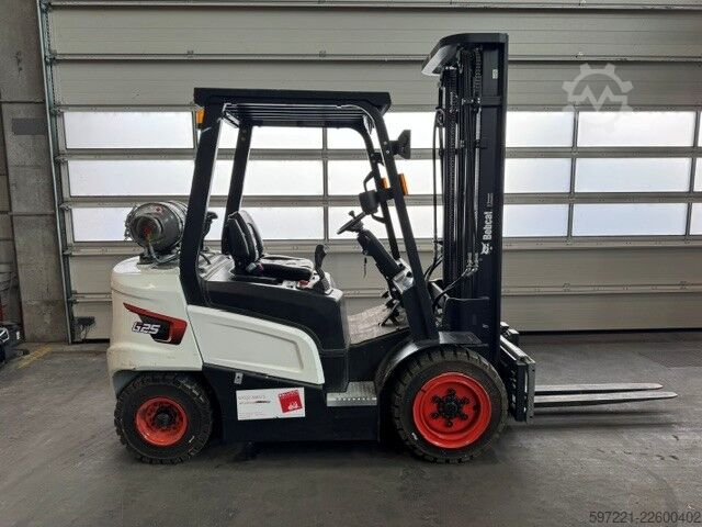 LPG vysokozdvižné vozíky Bobcat G25NXP
