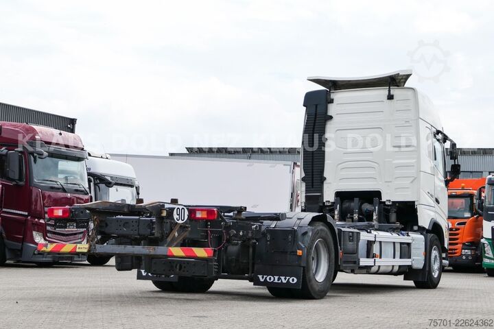 Felépítménycserélő teherautó VOLVO FH 460 BDF 2-XL Tanks Vollluft Euro 6
