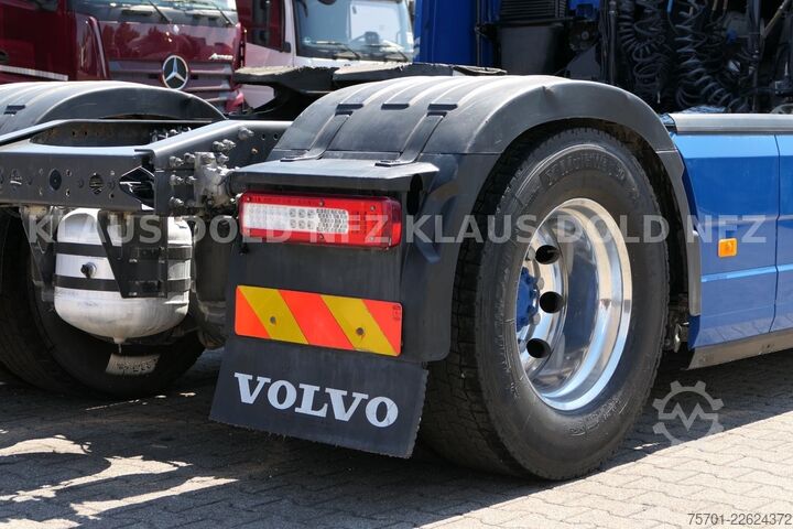 Standard nyergesvontató VOLVO FH 500 Kipphydraulik Kompressor  X-Track Euro 6