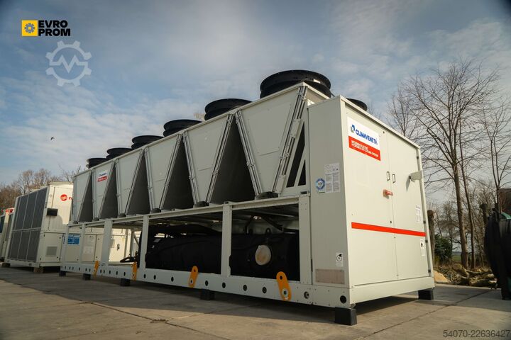 Chiller New Industrial Chiller CLIMAVENETA - 656.5 KW | With warranty