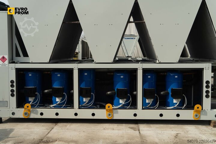 Chiller New Industrial Chiller CLIMAVENETA - 656.5 KW | With warranty