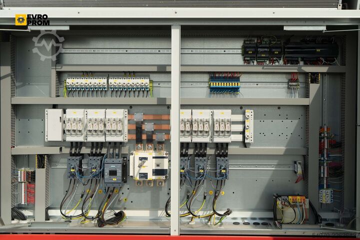 Chiller New Industrial Chiller CLIMAVENETA - 656.5 KW | With warranty