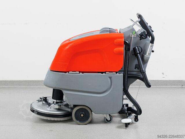 Hako Scrubmaster B30 TB430 ÚJ AKKUMULÁTOR Hako Hakomatic B30 TB430 - 2013y - 1557h