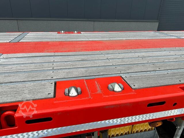 Plateau de chargement Kässbohrer new and unused Heavy-Duty flatbed / 690cm exten...
