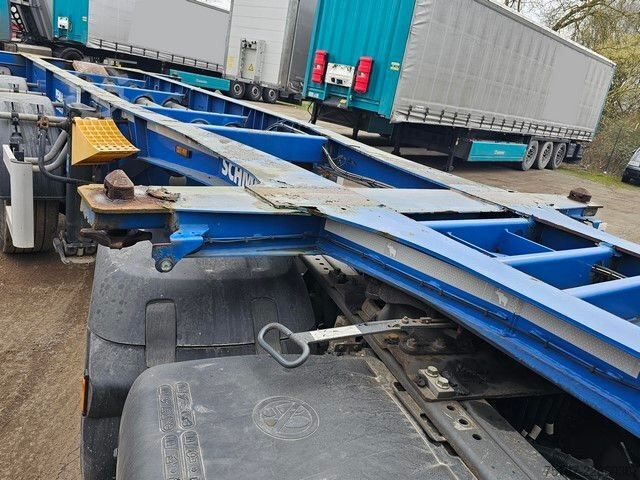 Naczepa z wymienną zabudową SCHMITZ CARGOBULL 20" Tankconatinerchassis + Tankcontainer