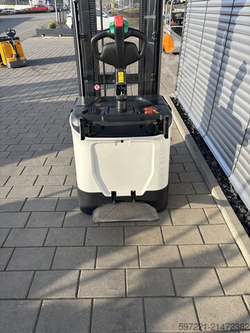 Gerbeurs de palettes Bobcat BSR16N-I