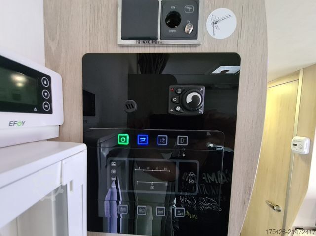 Alkovový obytný vůz CHAUSSON C 714 GA Flash *Brennstoffzelle*Mitnahme Hund*