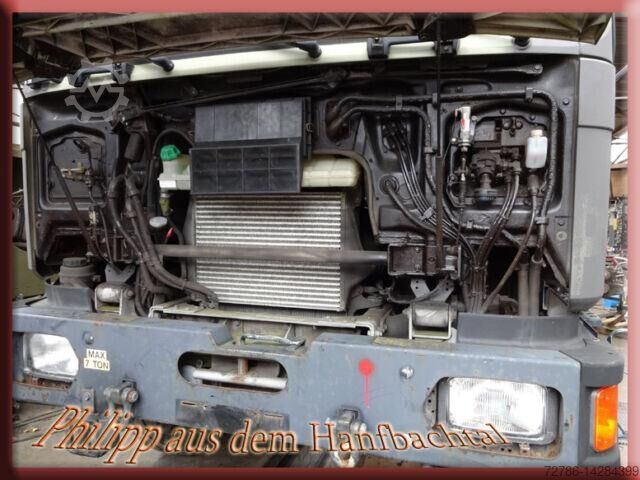 Wisselsysteem MAN 16.222 FA 4x4 Army mit Seilwinde, Container
