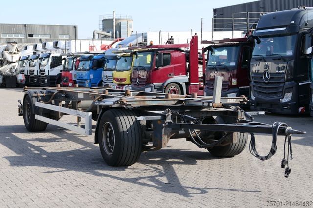 Lastväxlarsläp SCHMITZ CARGOBULL AWF 18 BDF Wechselfahrgestell SAF-Achsen