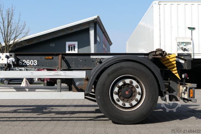 Lastväxlarsläp SCHMITZ CARGOBULL AWF 18 BDF Wechselfahrgestell SAF-Achsen