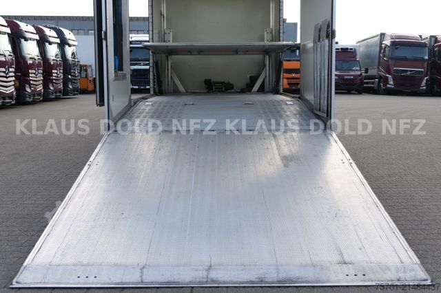Biltransportlastbil MERCEDES-BENZ Atego geschloss. Autotransporter komplettzug