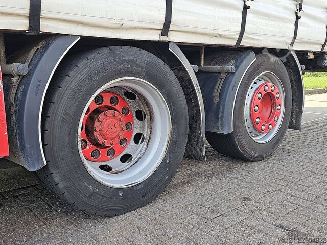 Bâche coulissante DAF XF 480 FAR