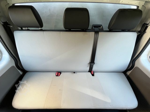Kombi vozilo sa ceradom VOLKSWAGEN T6 PRITSCHE+PLANE DOKA 4 MOTION NAVI KLIMA AHK