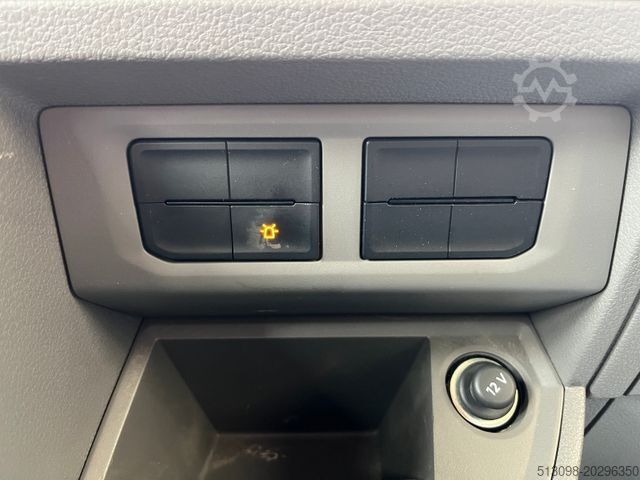 Pick-up dodávka VOLKSWAGEN CRAFTER 50 PRITSCHE DoKa LADEKRAN AHK STANDHZG