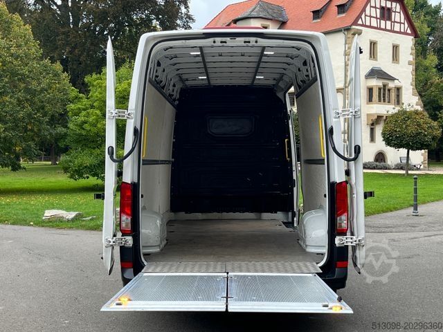 Komercijalno vozilo sa visokim krovom VOLKSWAGEN CRAFTER 2,0 TDI KASTEN LANG LADEBORDWAND KLIMA