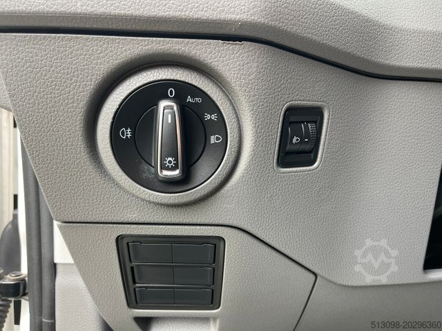 Komercijalno vozilo sa visokim krovom VOLKSWAGEN CRAFTER 2,0 TDI KASTEN LANG LADEBORDWAND KLIMA