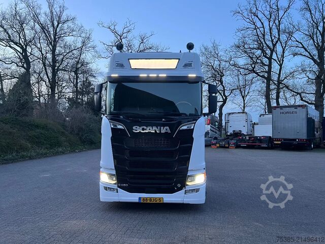 Podvozek s kabinou Scania S580 6x2/4 Full options King of Road