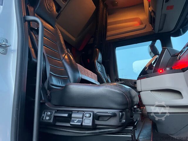 Podvozek s kabinou Scania S580 6x2/4 Full options King of Road