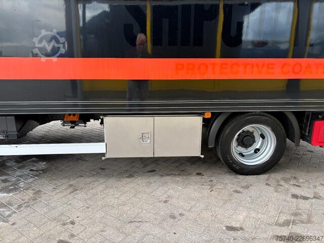Benne fermée MAN TGL 7.150 + DHOLLANDIA LOADLIFT  + APK 10-03-2027