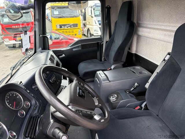 Benne fermée MAN TGL 7.150 + DHOLLANDIA LOADLIFT  + APK 10-03-2027